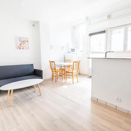 Quiet In The Heart Of Les Halles Apartment Tours